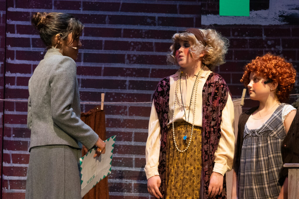 Long Lake Camp for the Arts dramatic scene from Annie