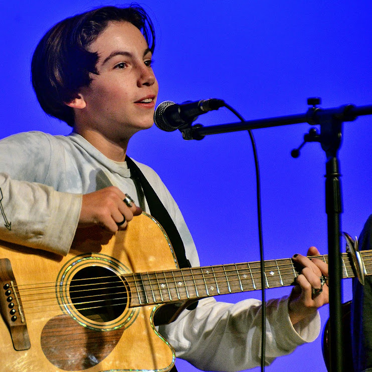 DSC_6818 – Long Lake Camp For The Arts A child singing